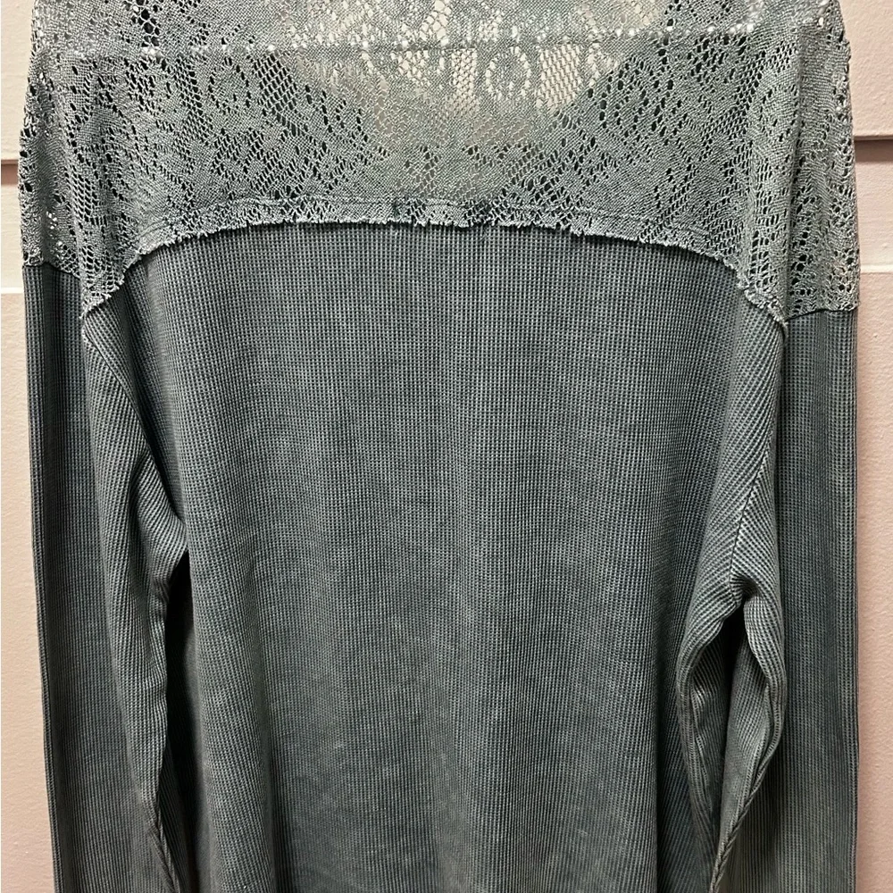 Knox Rose Women's Teal Lace Blouse - Picture 6 of 7